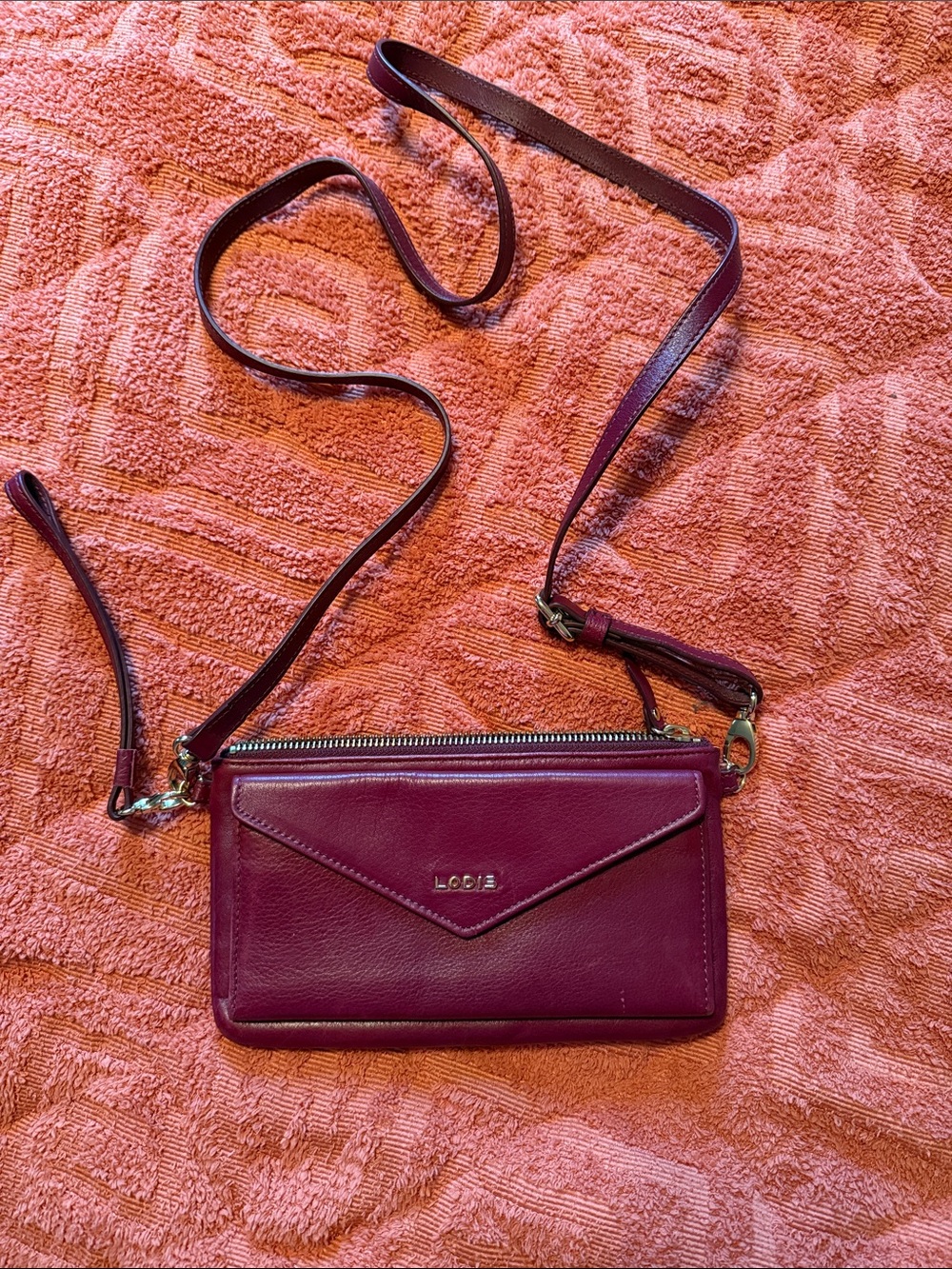 Lodis Burgundy Leather Crossbody Wallet
